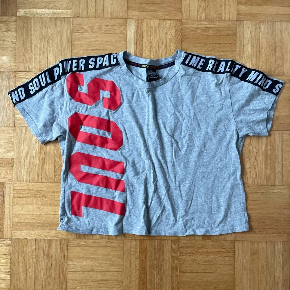 Her Universe Marvel Avengers: Infinity War Soul Stone Girls Crop Top - Picture 7 of 12